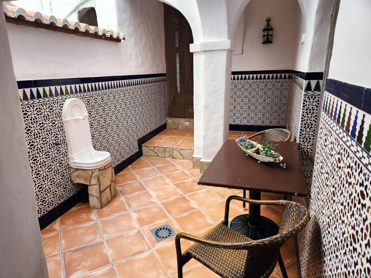 Posada La Plaza Canillas de Albaida Buitenkant foto