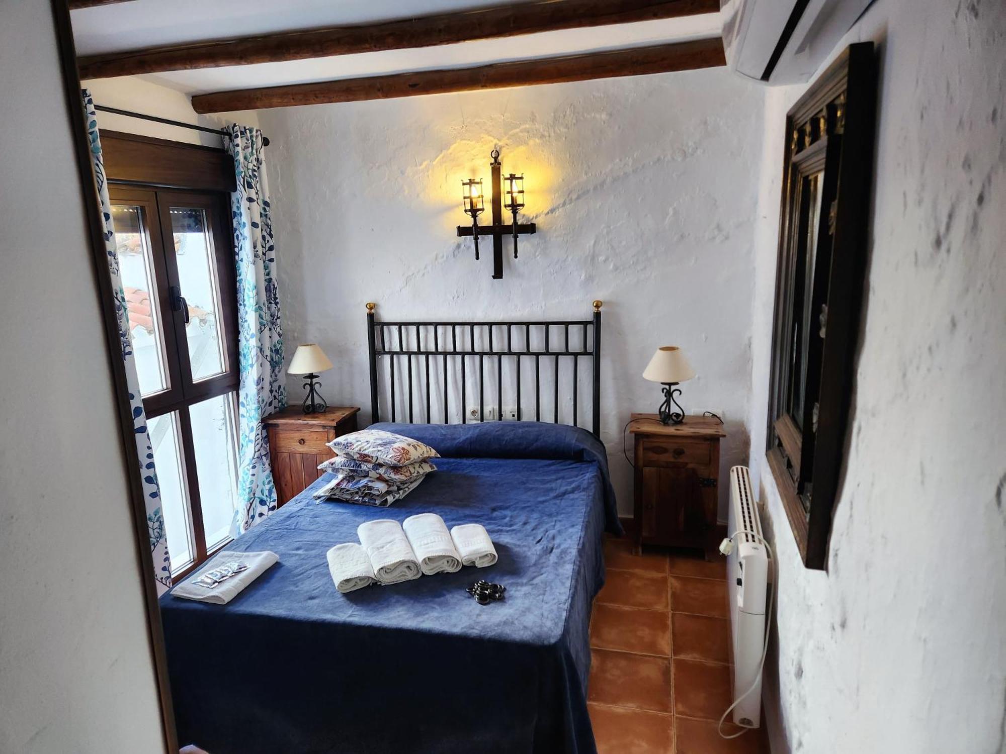 Posada La Plaza Canillas de Albaida Buitenkant foto